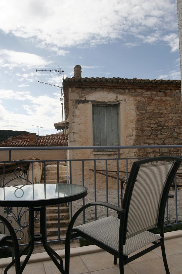 Boutique Hotel Iasmos Trizonía Extérieur photo