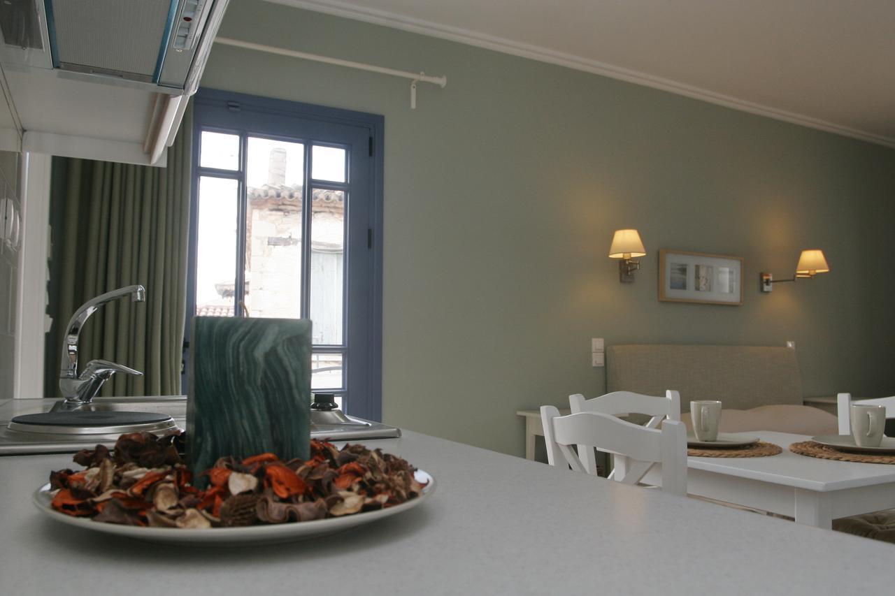 Boutique Hotel Iasmos Trizonía Extérieur photo