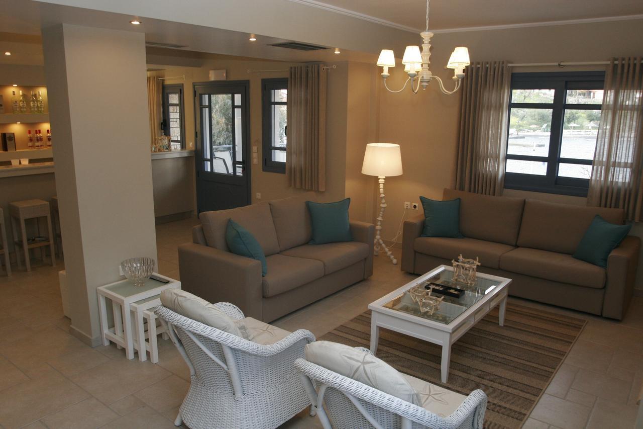 Boutique Hotel Iasmos Trizonía Extérieur photo