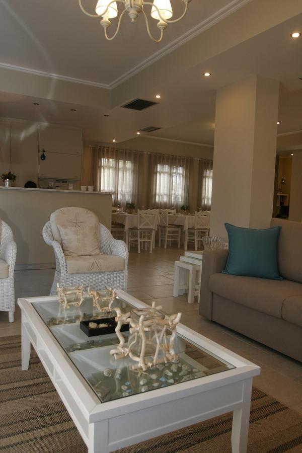 Boutique Hotel Iasmos Trizonía Extérieur photo