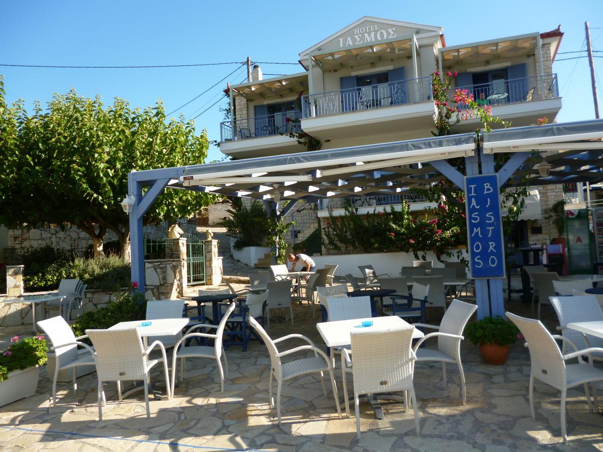 Boutique Hotel Iasmos Trizonía Extérieur photo