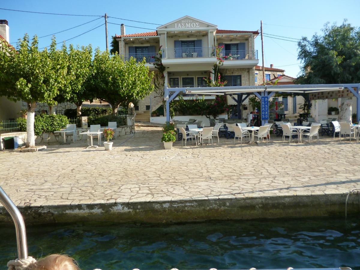 Boutique Hotel Iasmos Trizonía Extérieur photo